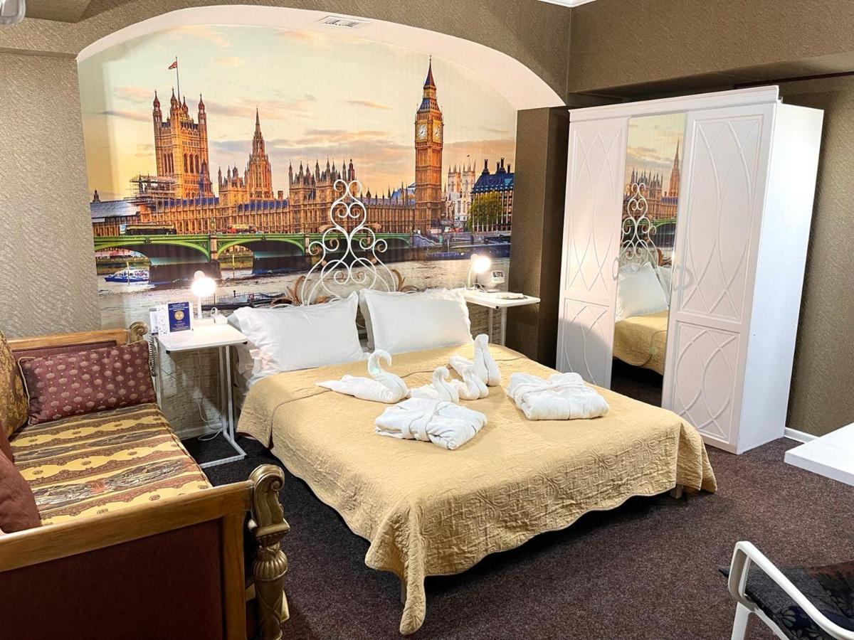 Les Mini Hotel Almaty Ngoại thất bức ảnh